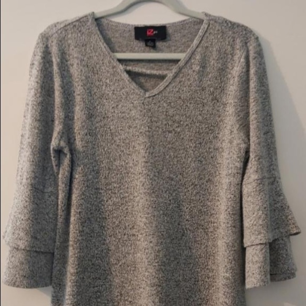 iZ BYER Girls Long Sleeve!!